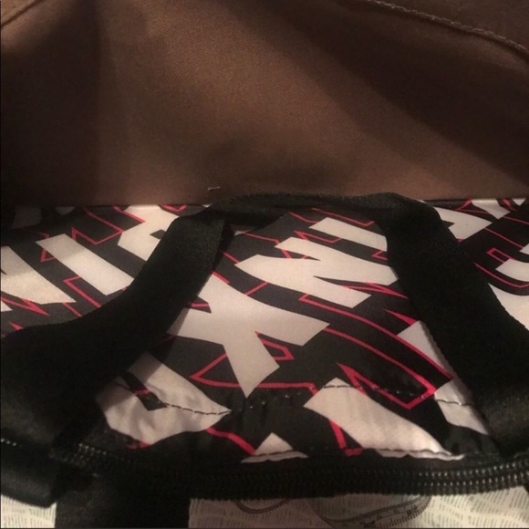 Victoria's Secret Insulated Cooler Bag - Picture 6 of 10